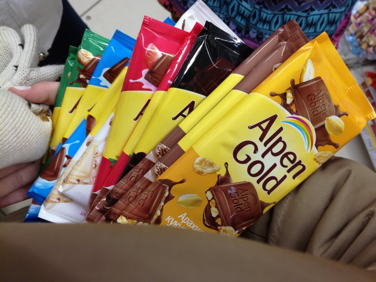 Много шоколада