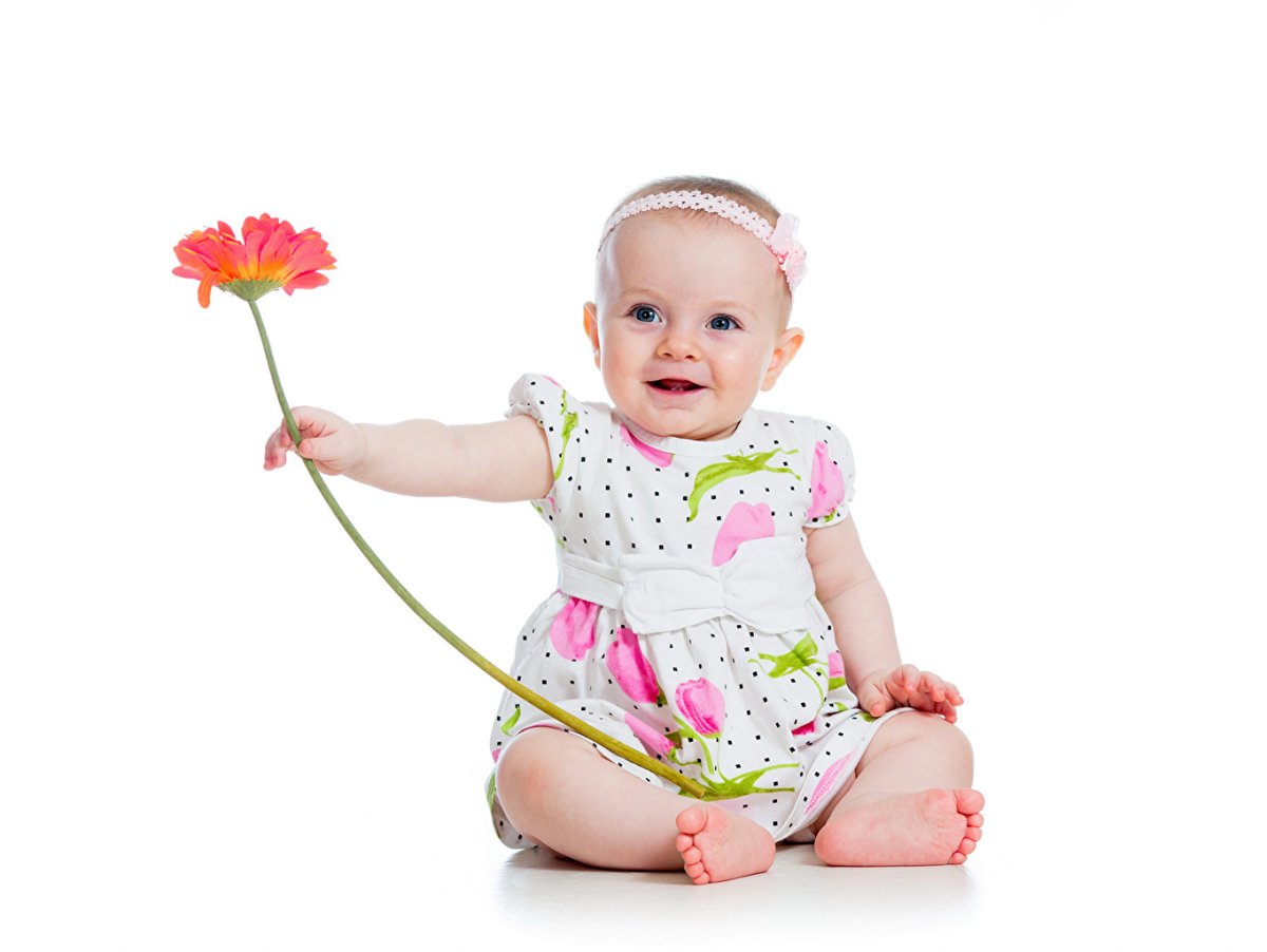 Дети на белом фоне