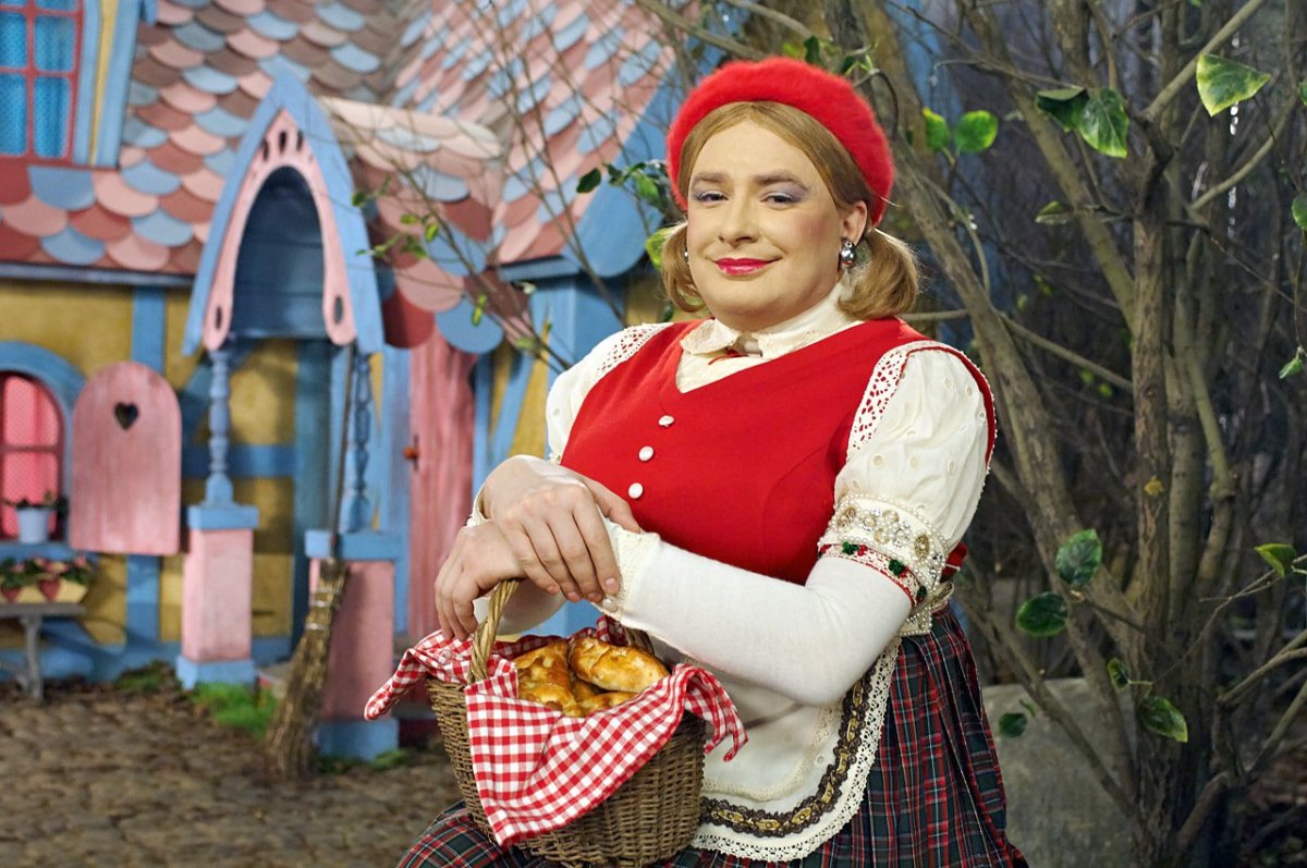 Бабушка из красной шапочки