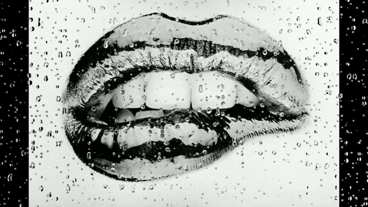 Эскиз красные губы