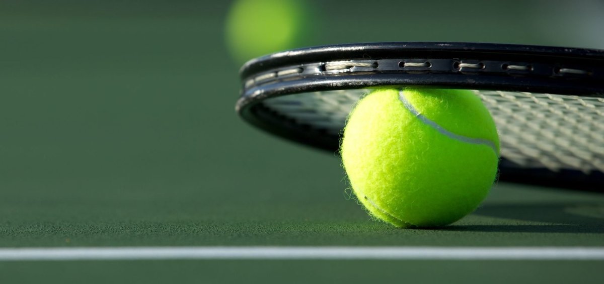 Теннисный корт баннер