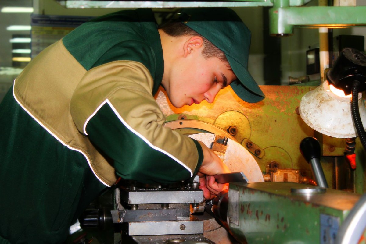 Станочник металлообработка