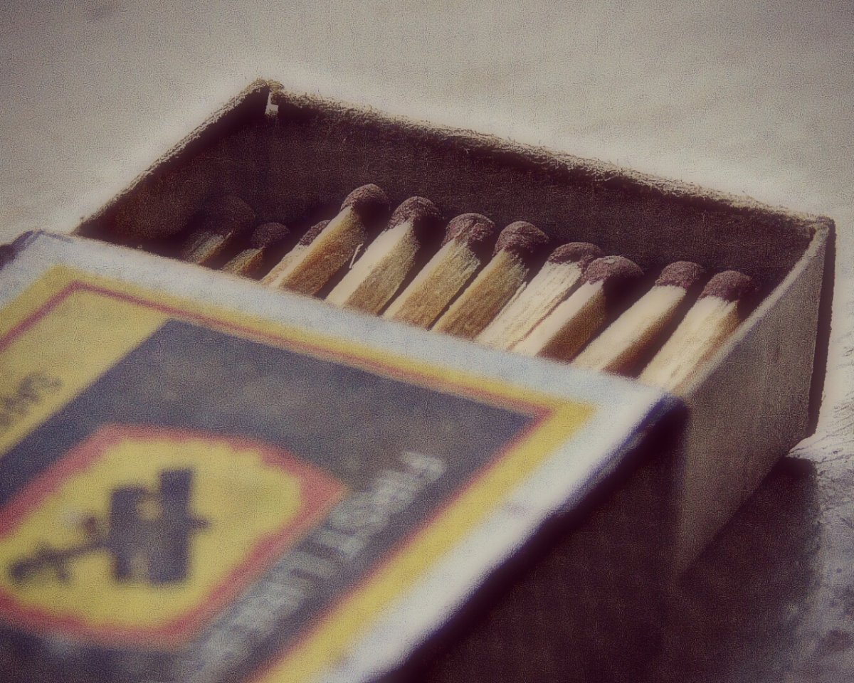 Коробка спичек