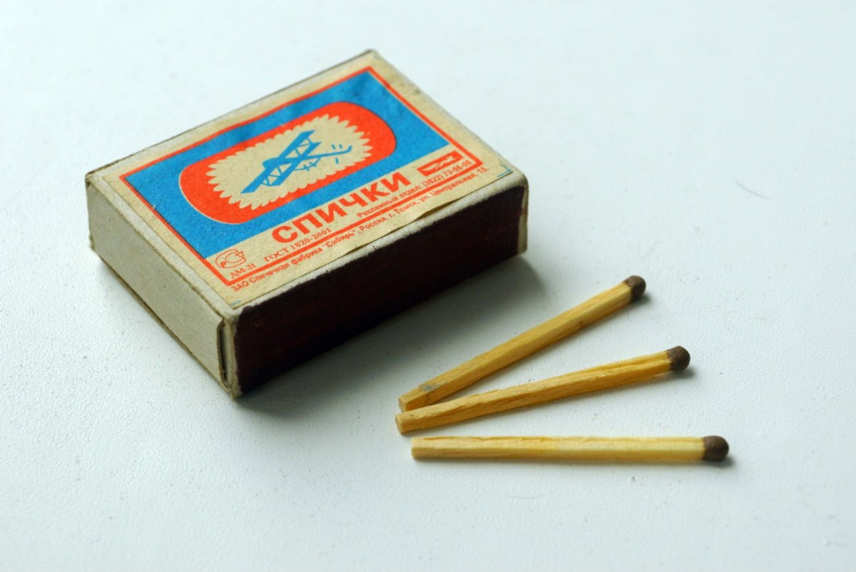 Том и Джерри Сонный