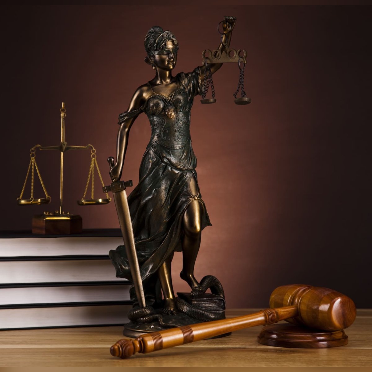 С днем юриста открытки