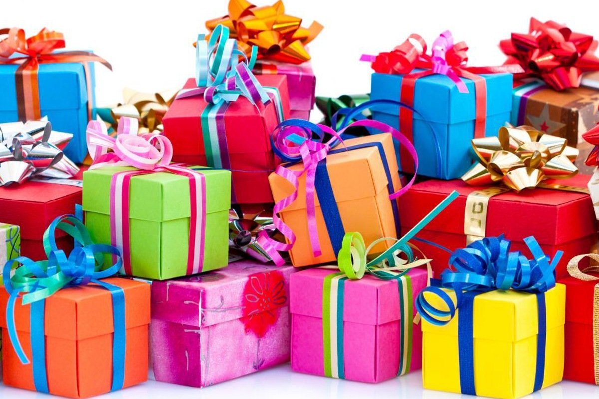 Гора подарков