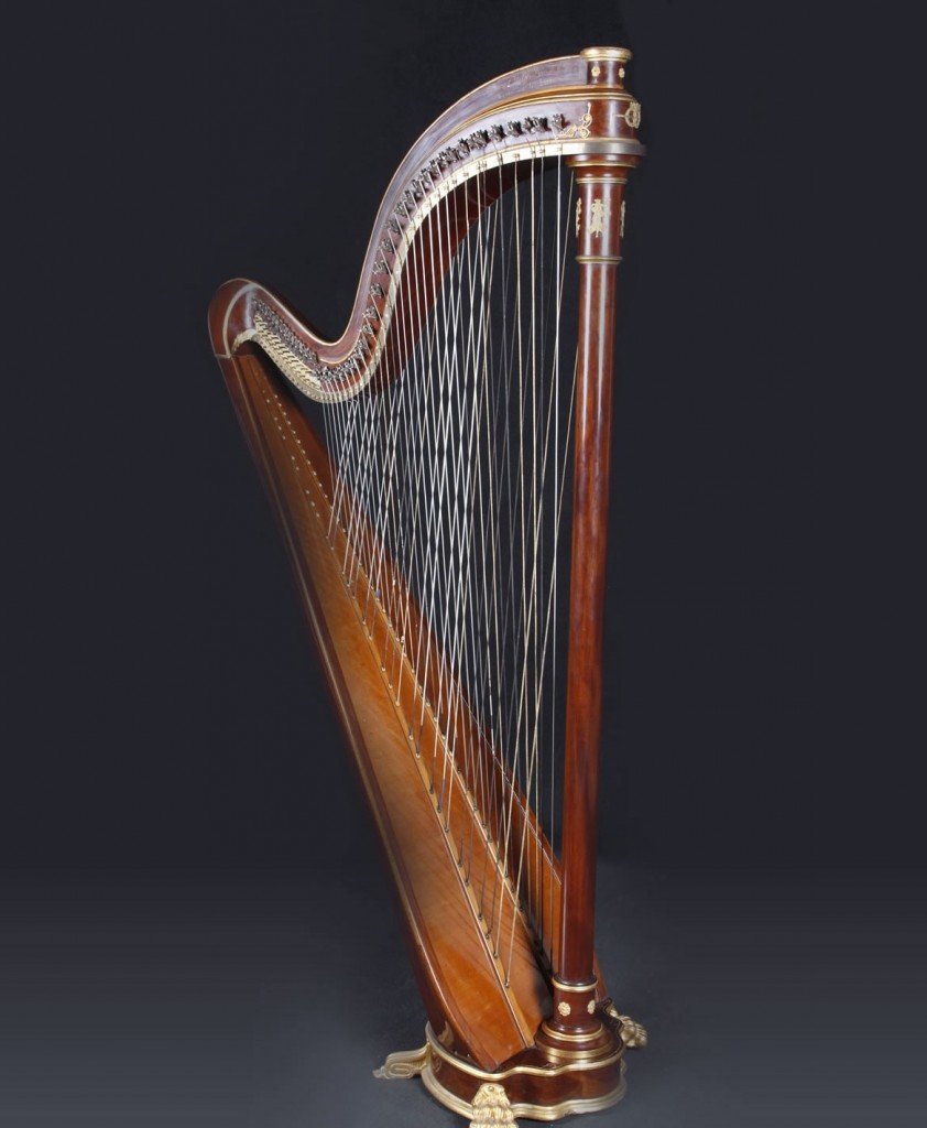 Красивая арфа