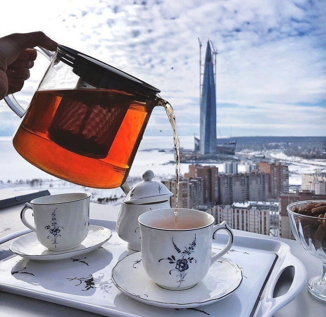 Чашка чая с красивым видом