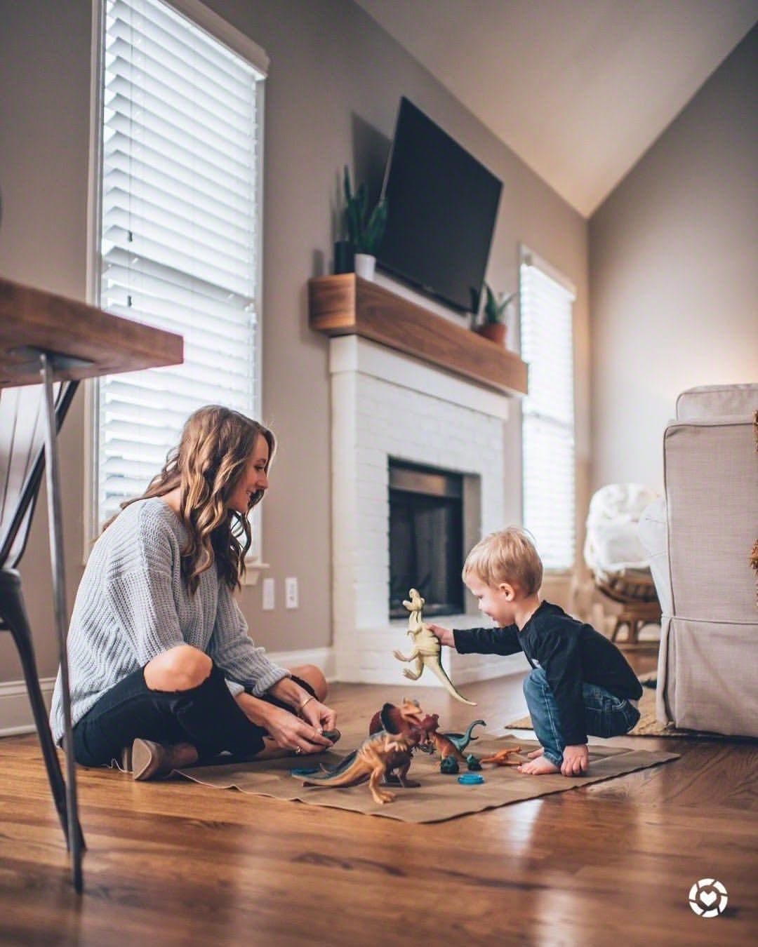 Семья в квартире