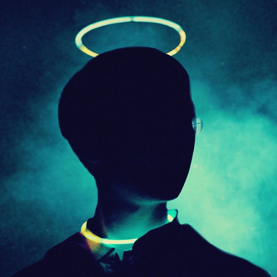 Парень с нимбом