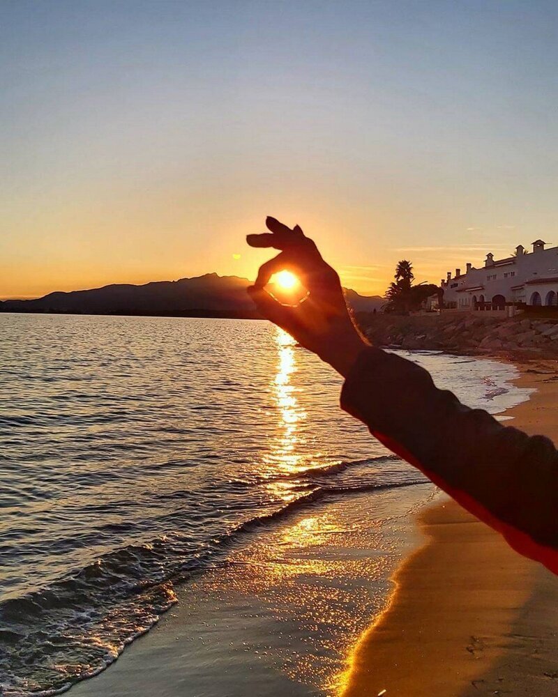 Камин уютный вечер