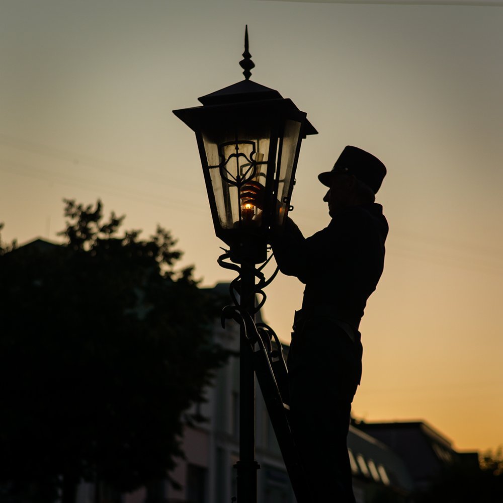 Тату уличный фонарь