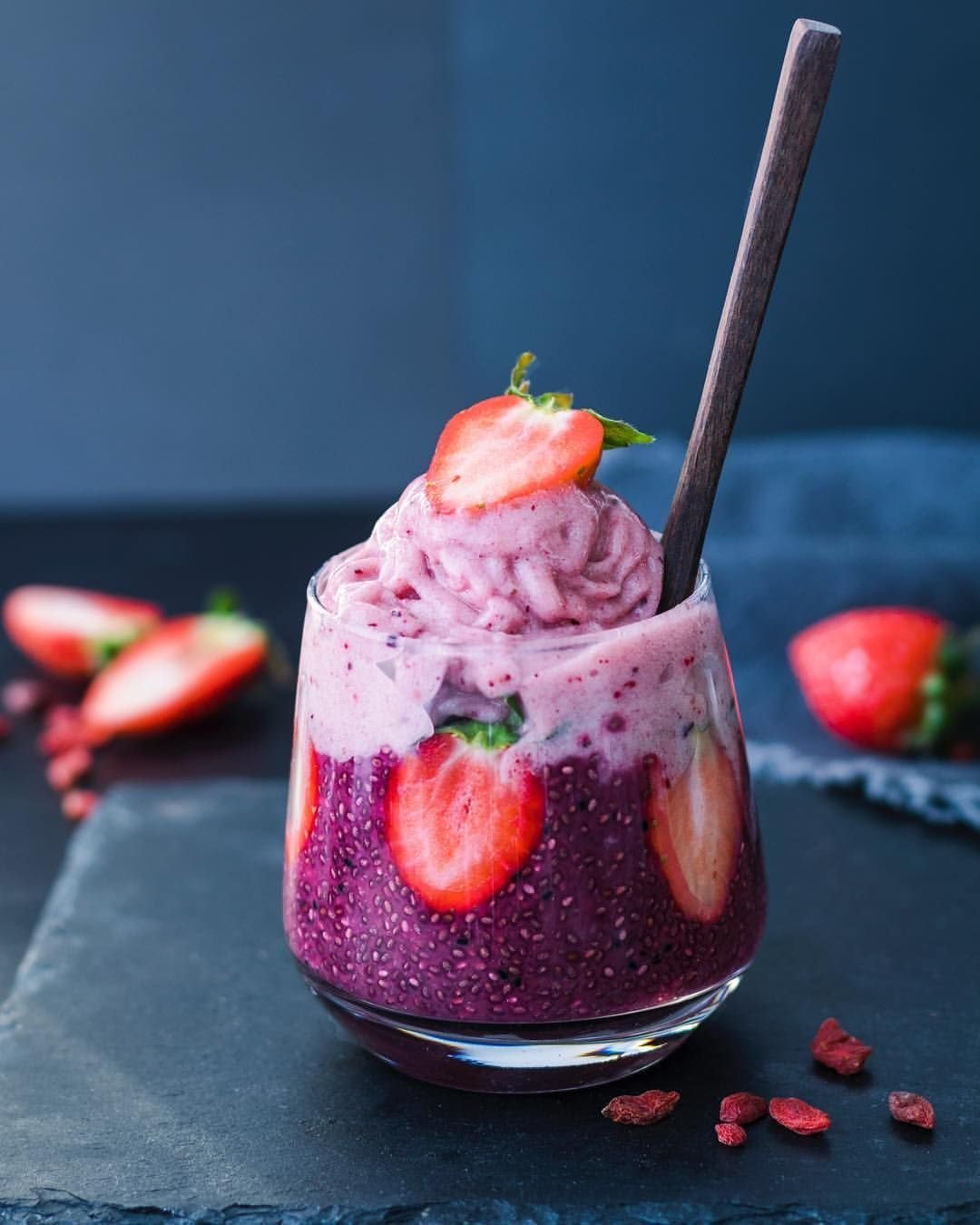 Смузи в кастрюле