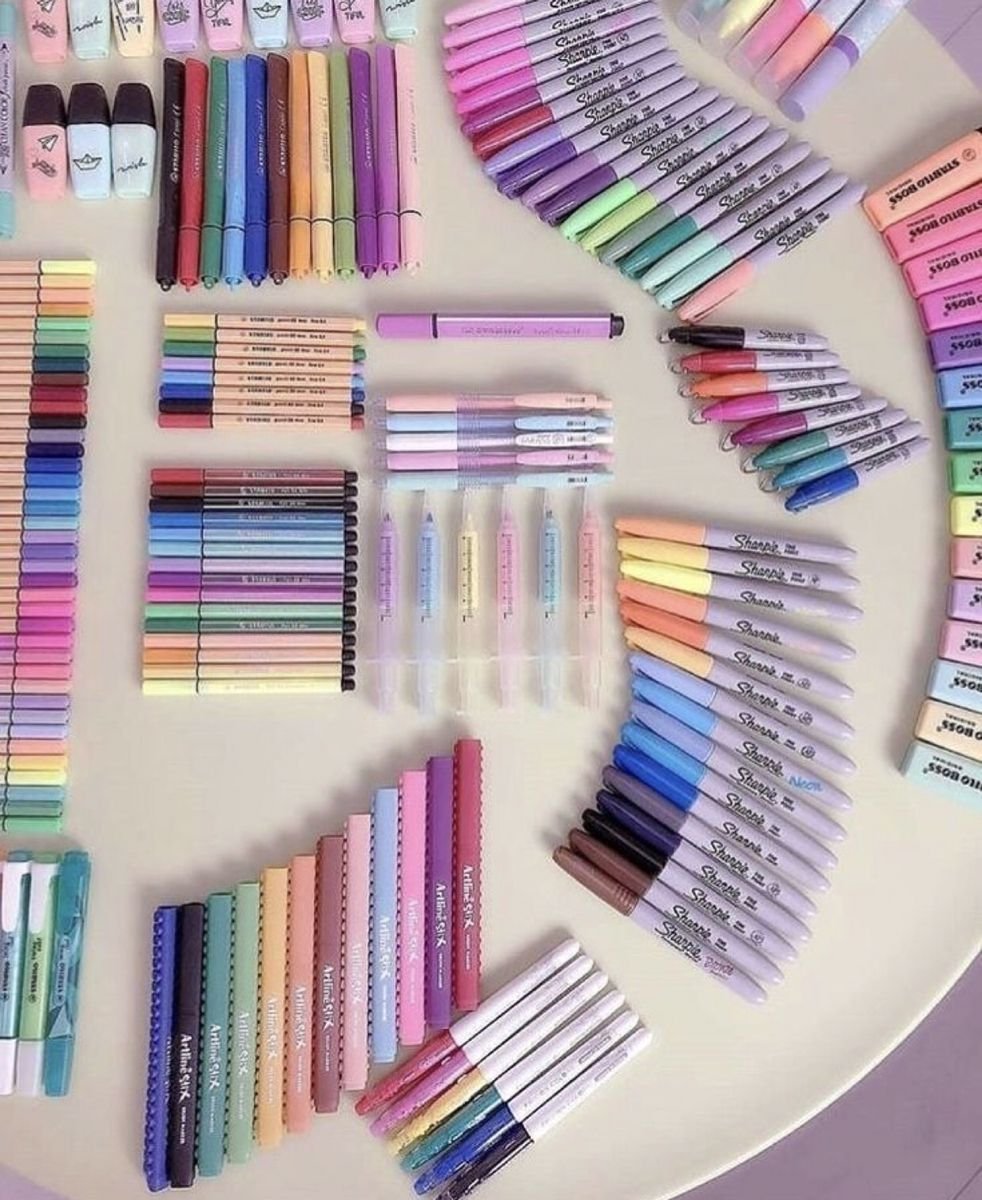 Канцелярия Эстетика