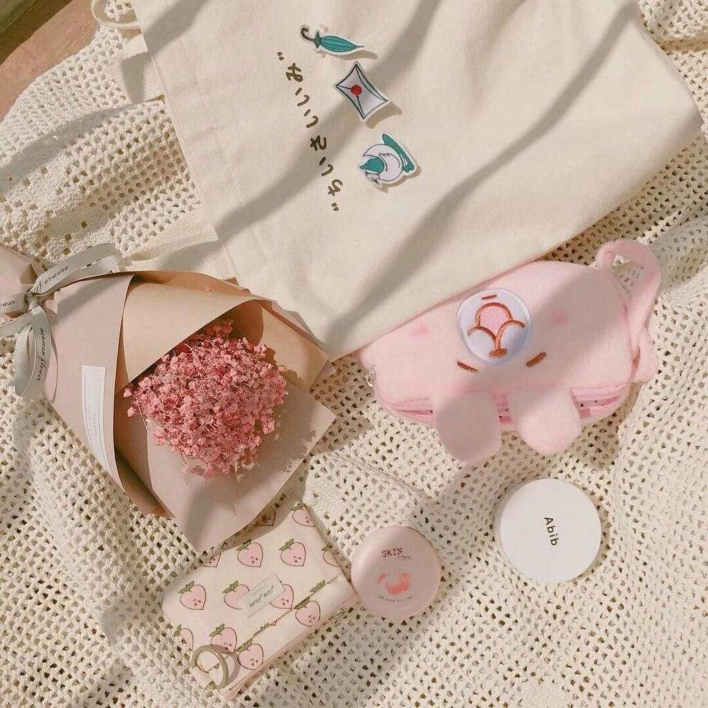 Эстетика розового и белого