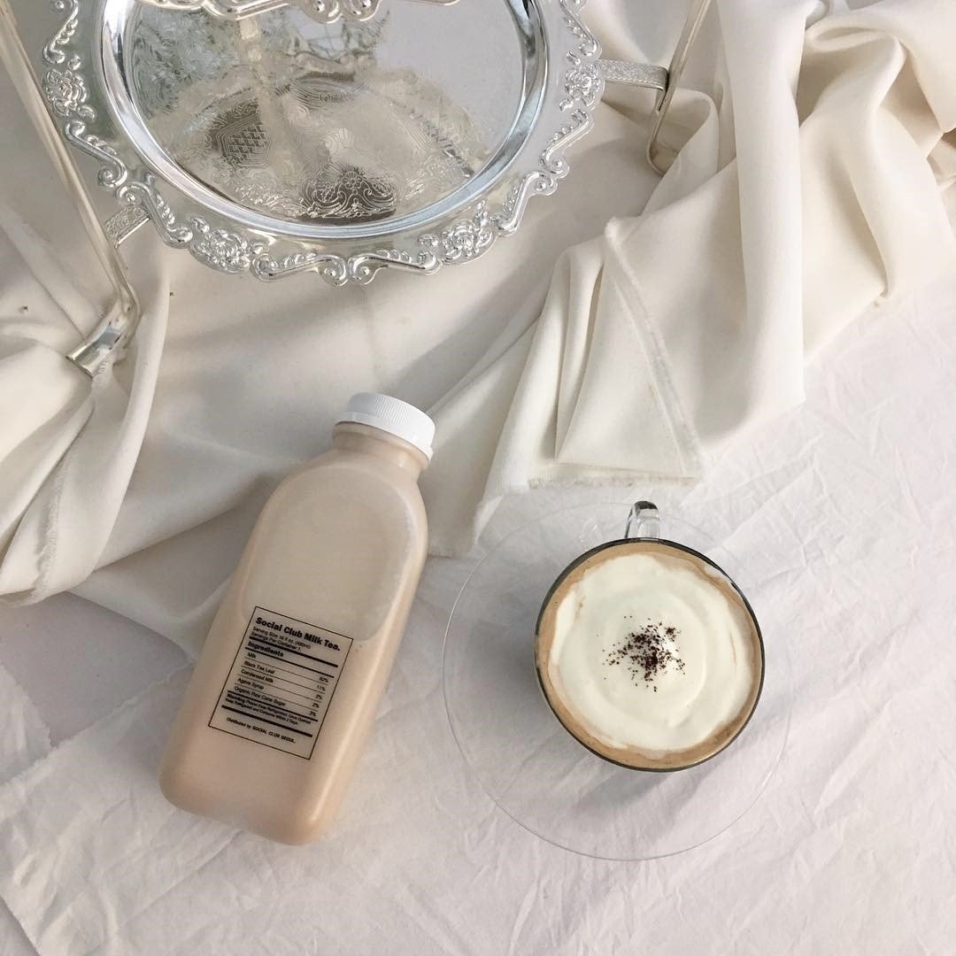 Косметика Эстетика бежевый