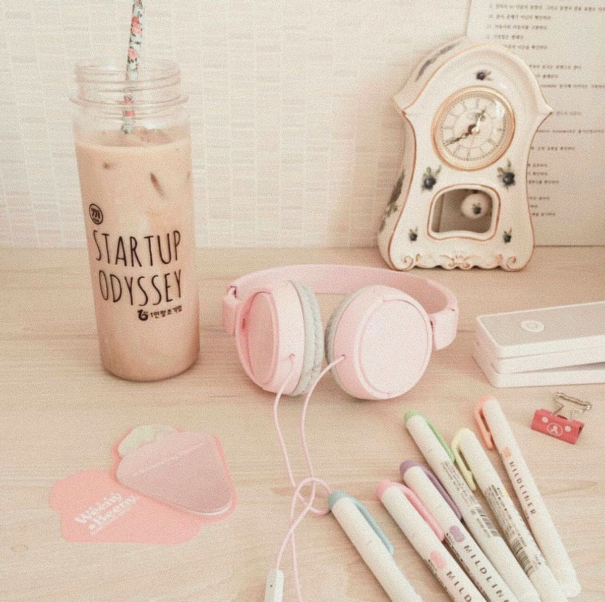 Вещи в пастельных тонах