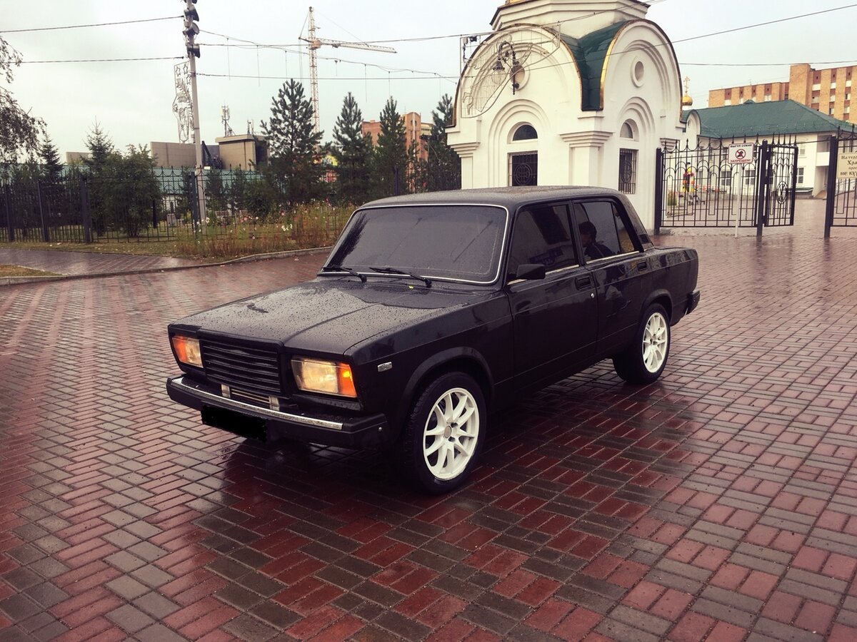 Lada 2107 Black
