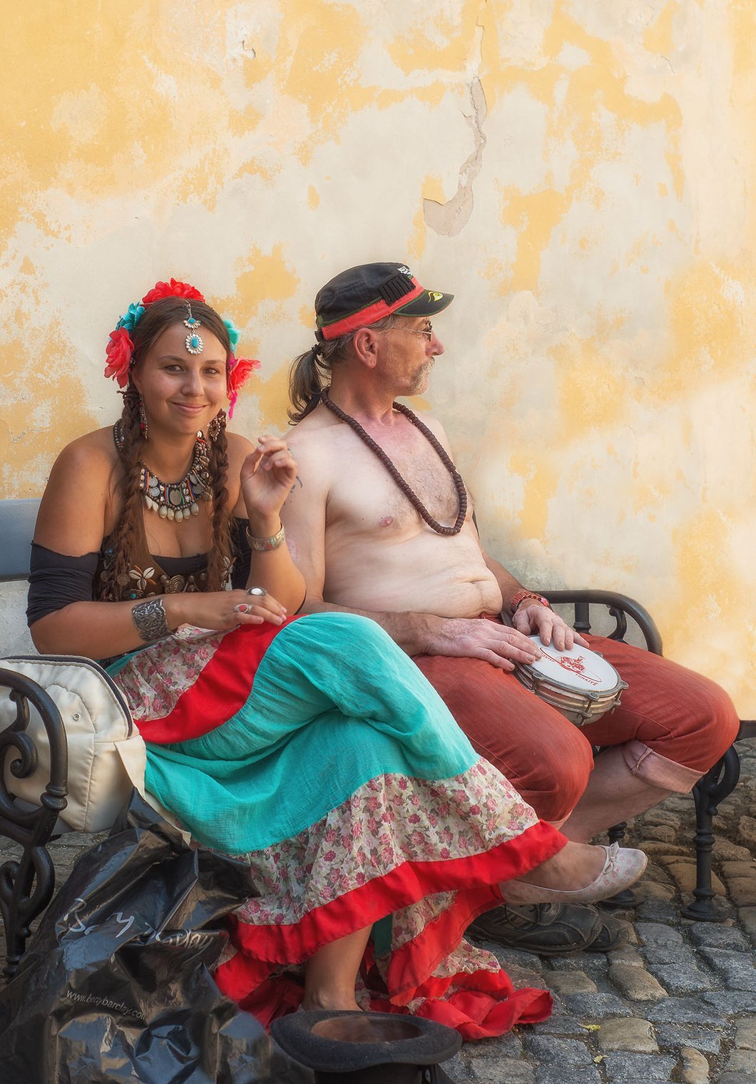 Бродячие артисты рисунок