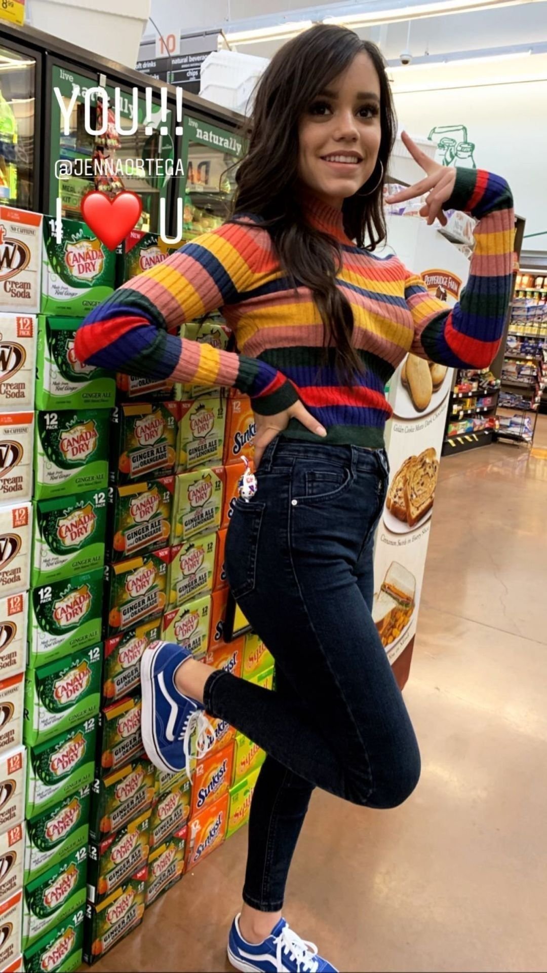Дженна Мари Ортега Инстаграм