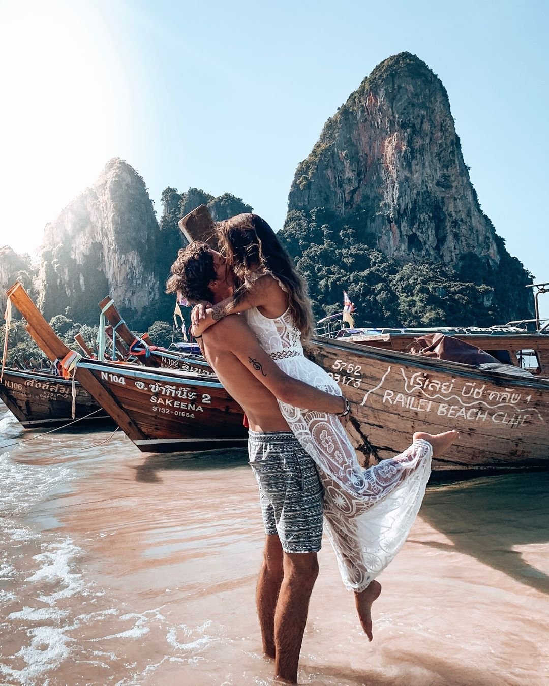 Красивые пары в тропиках