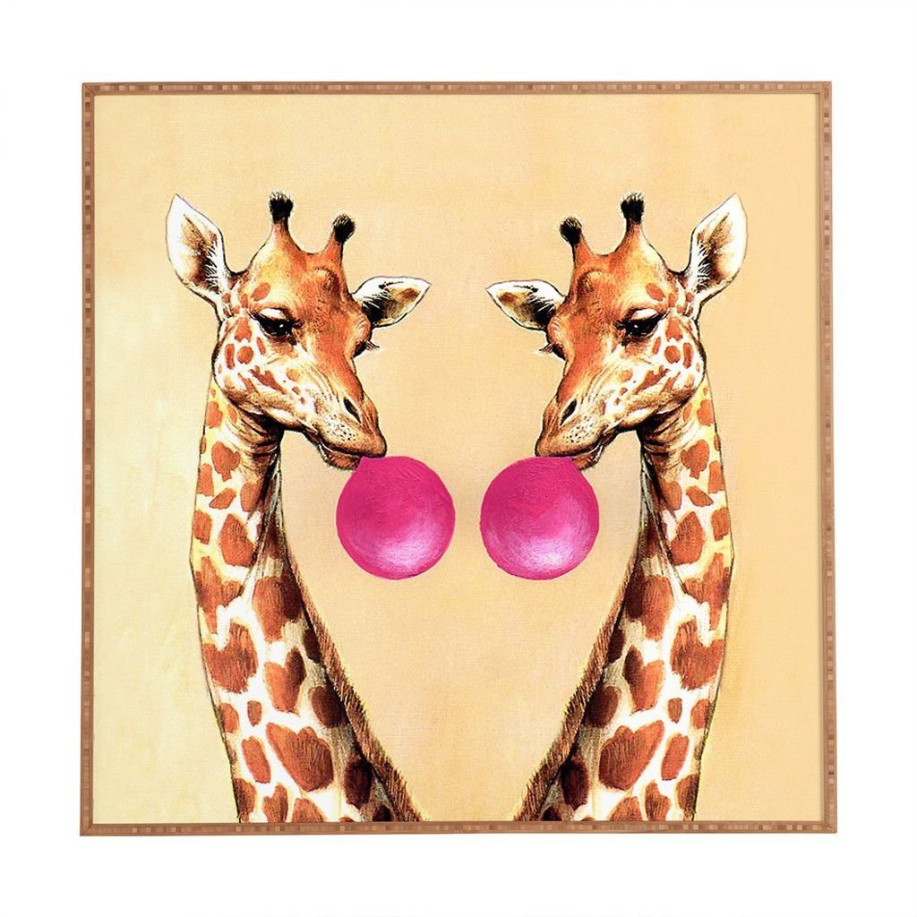 Жираф с жвачкой