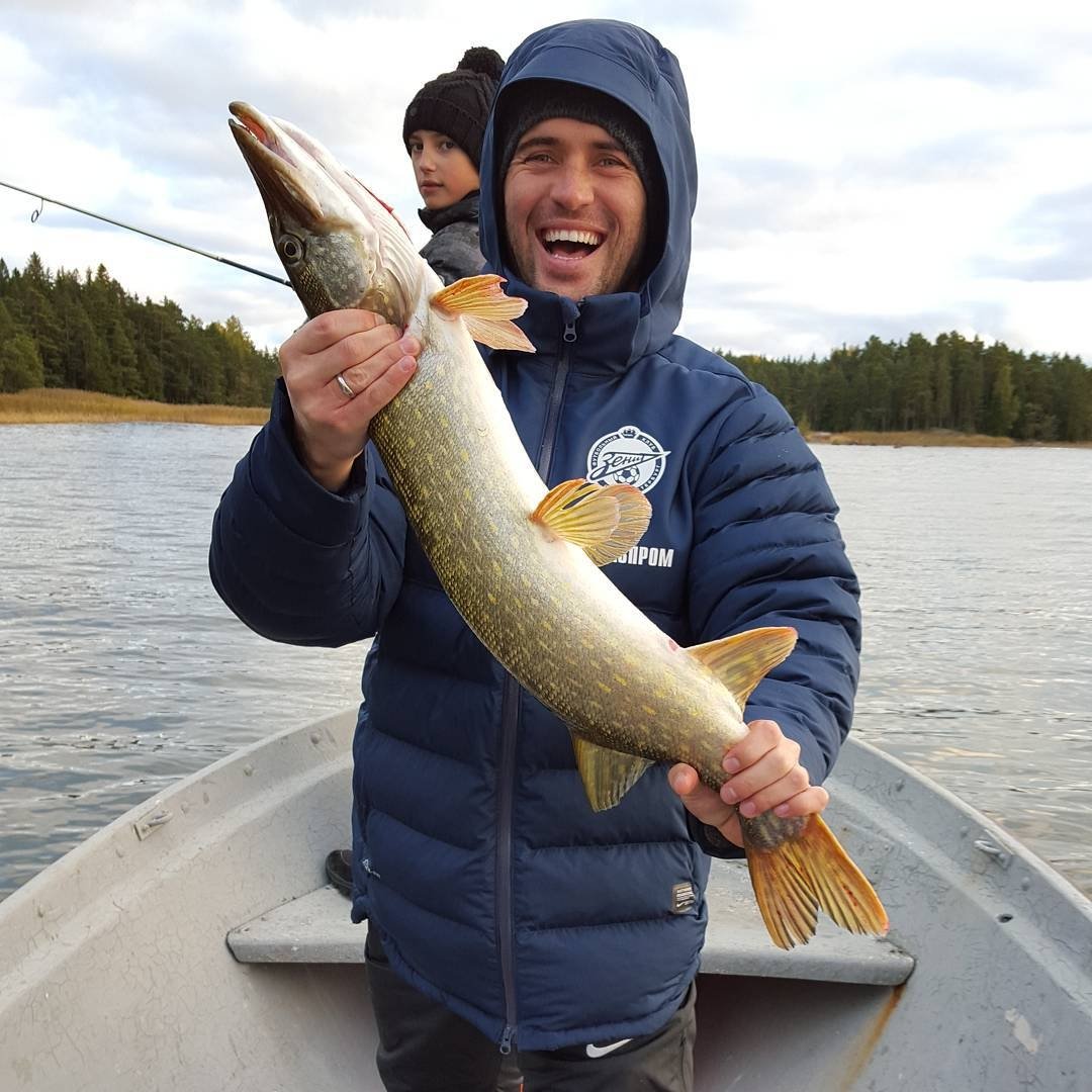 Щука трофей