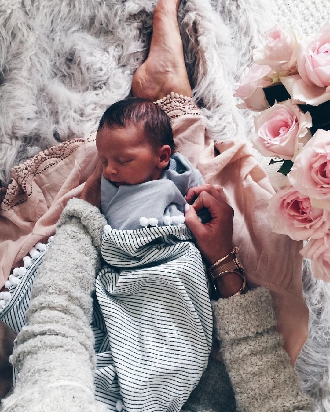 Новорожденная дочка