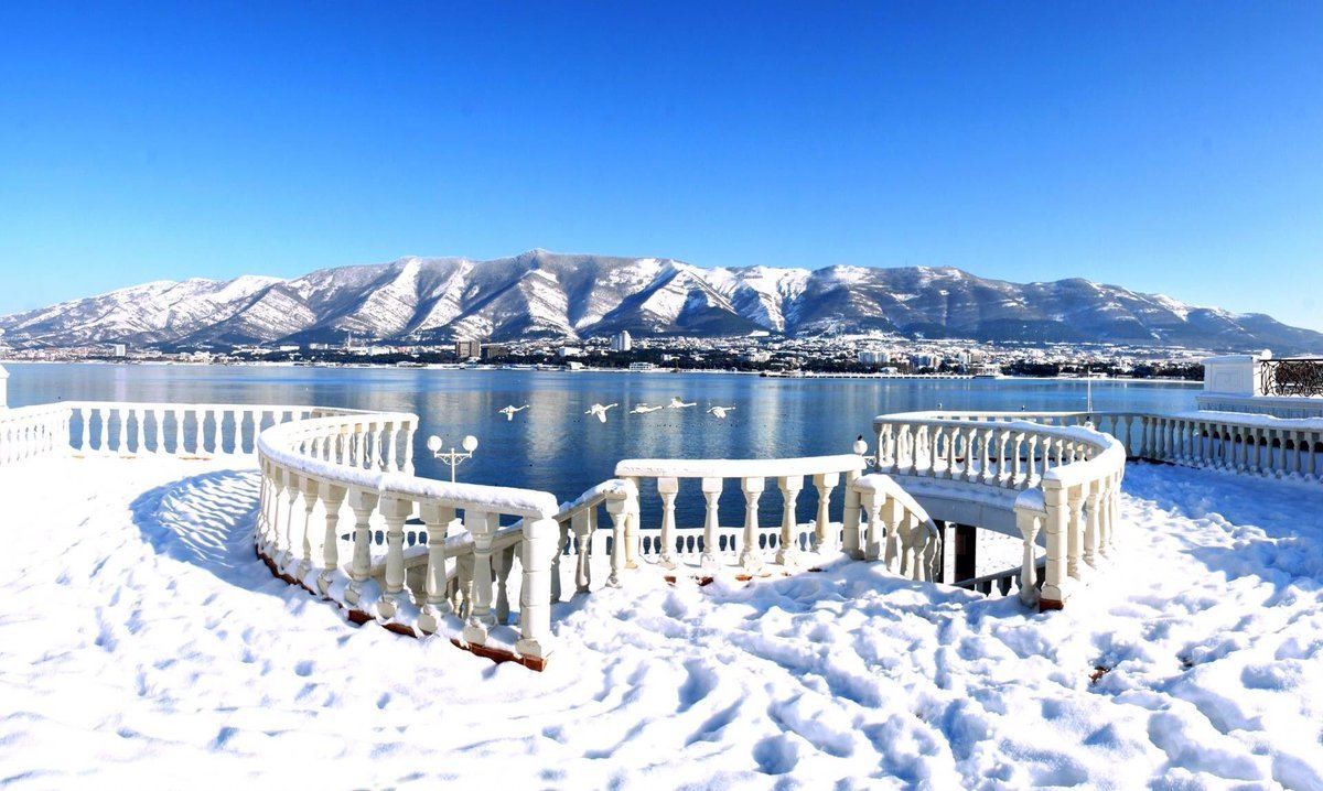 Геленджик набережная зима