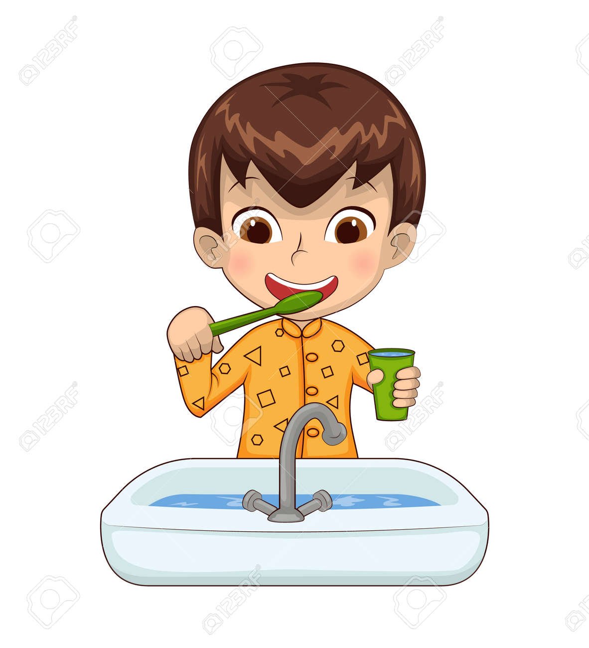 Мальчик умывается