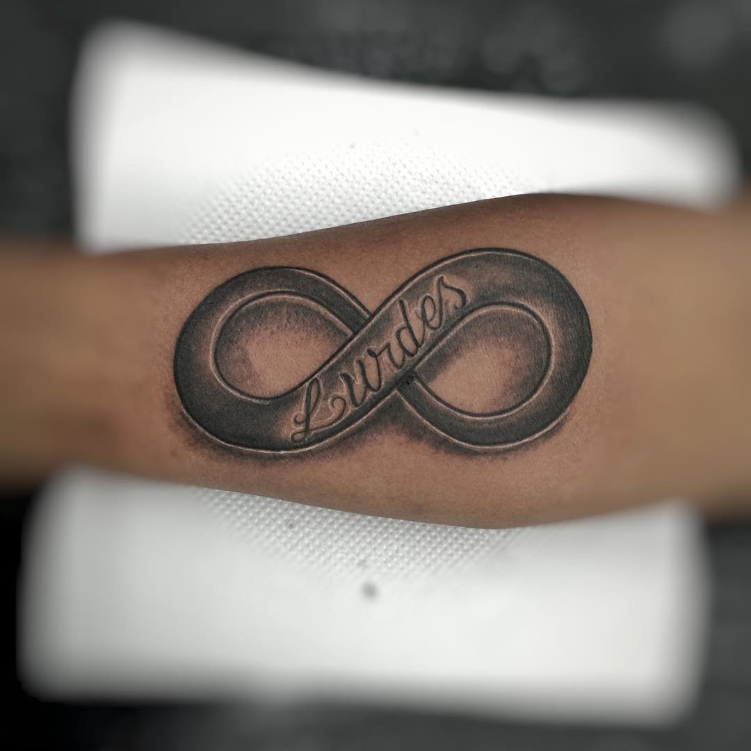 Знак бесконечности