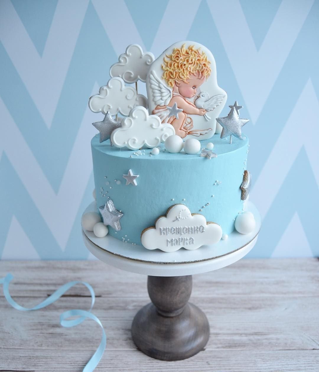 Торт на крестины для мальчика с ангелом