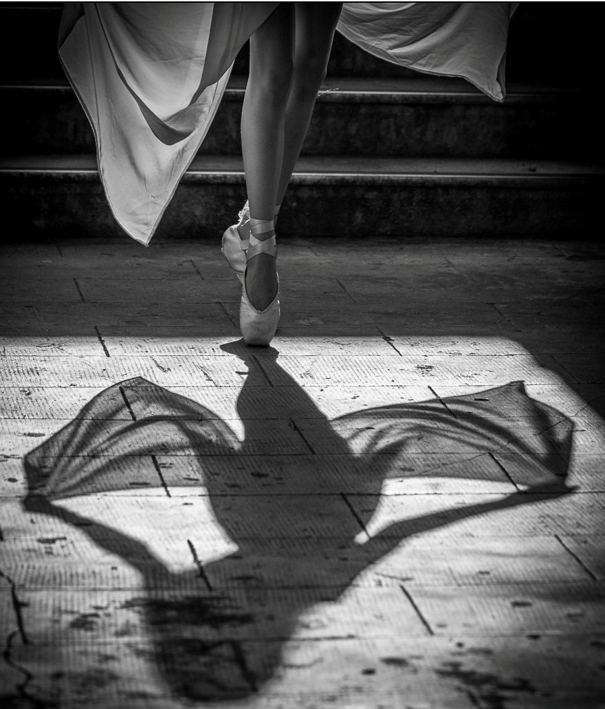 Девушка в пуантах