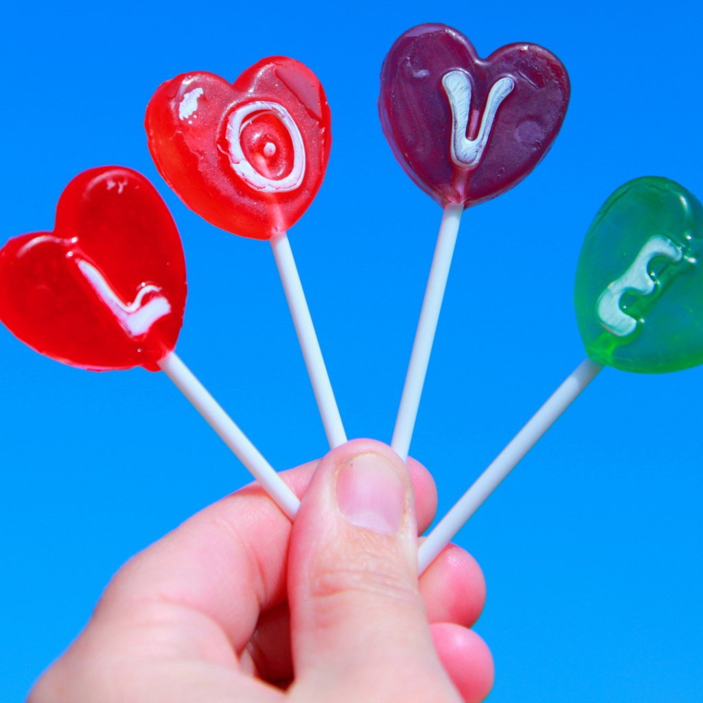 Сосательные карамельные конфеты