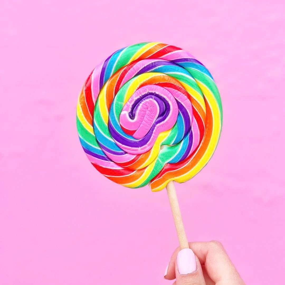 Конфета на палочке спираль