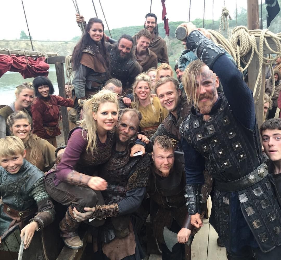 Рагнар Лодброк и ФЛОКИ