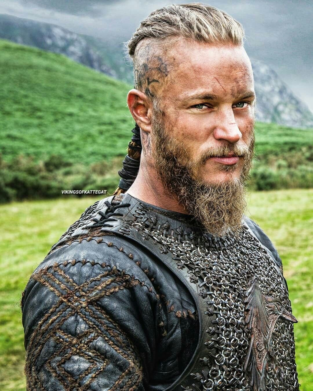 Сериал Викинги Рагнар Лодброк