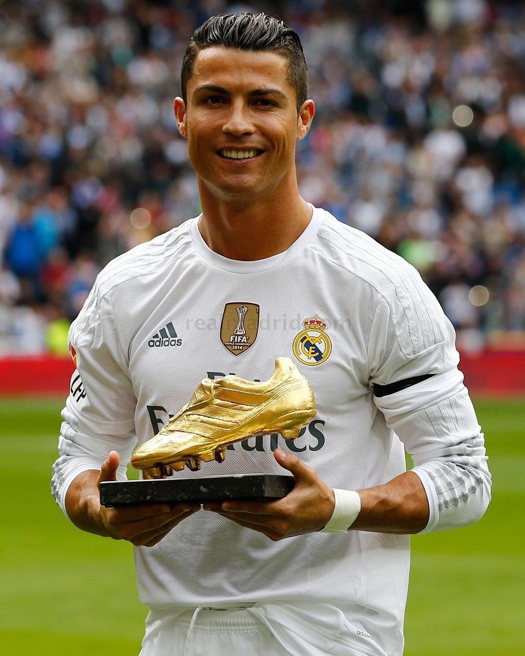 Криштиану Роналду красивый