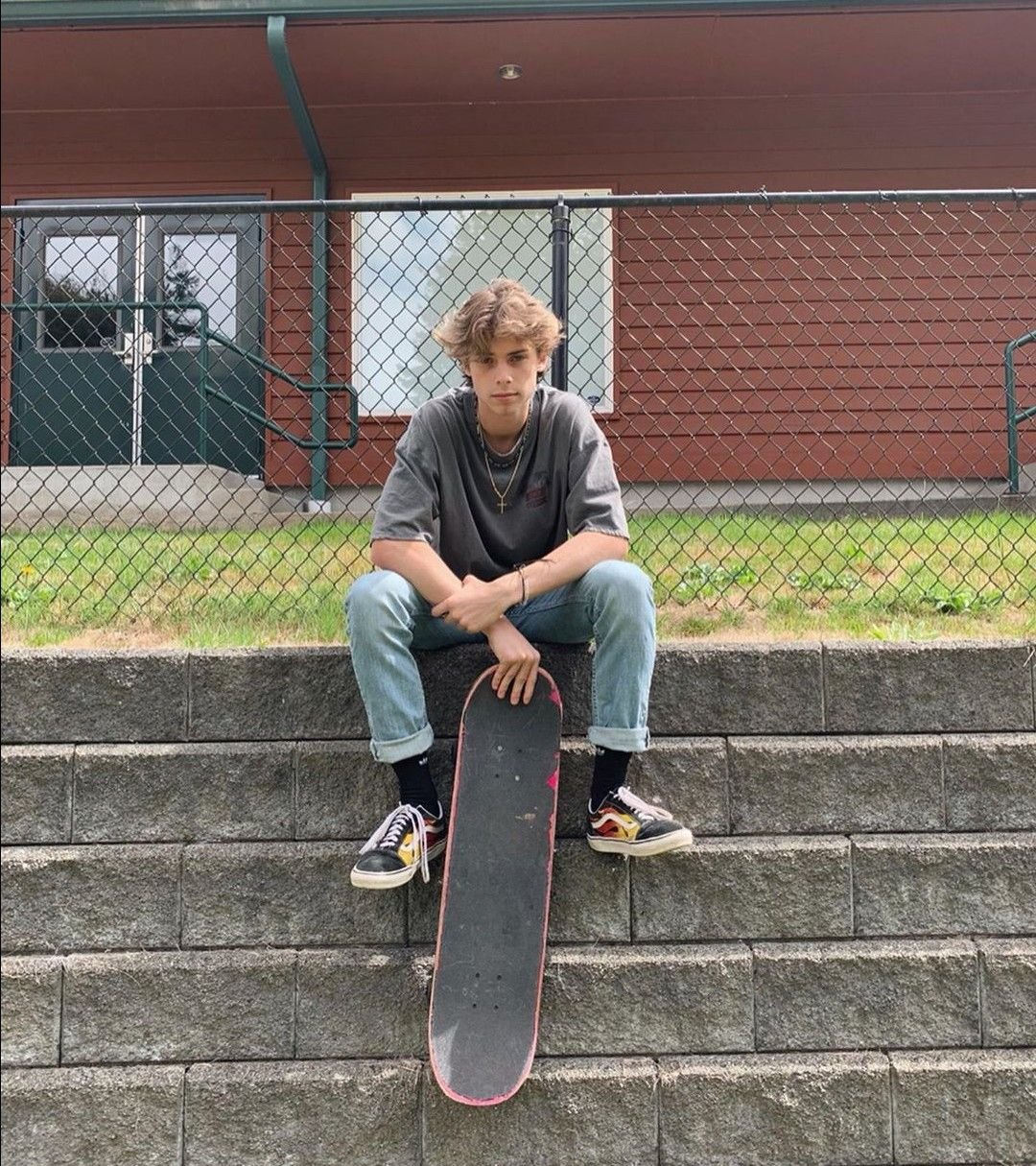 Дед инсайд гуль Канеки Кен