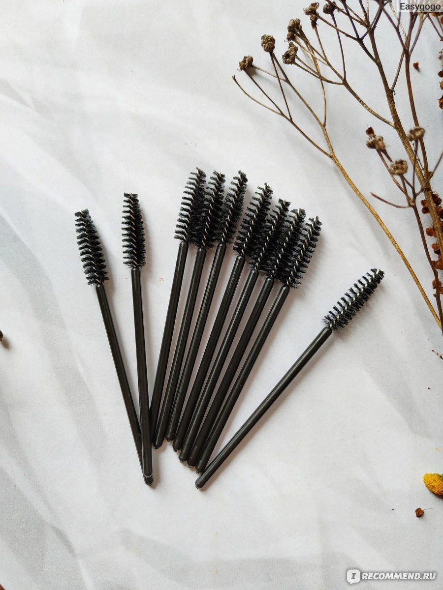 Щеточка для бровей