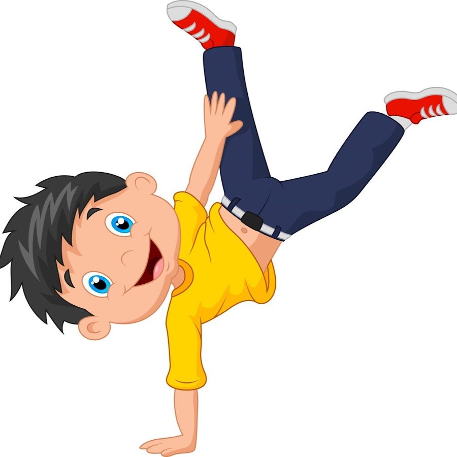 Дети бегают по дому