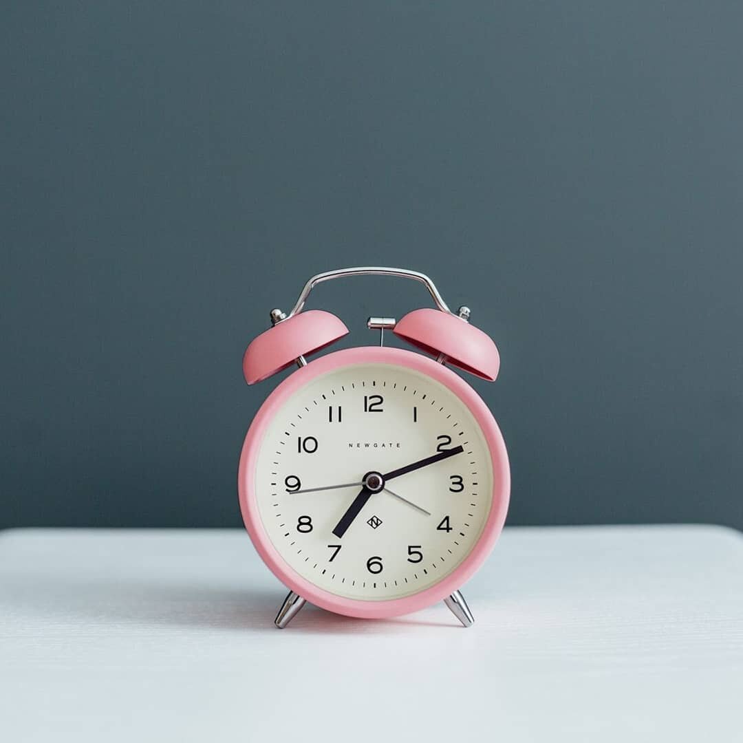 Будильник арт