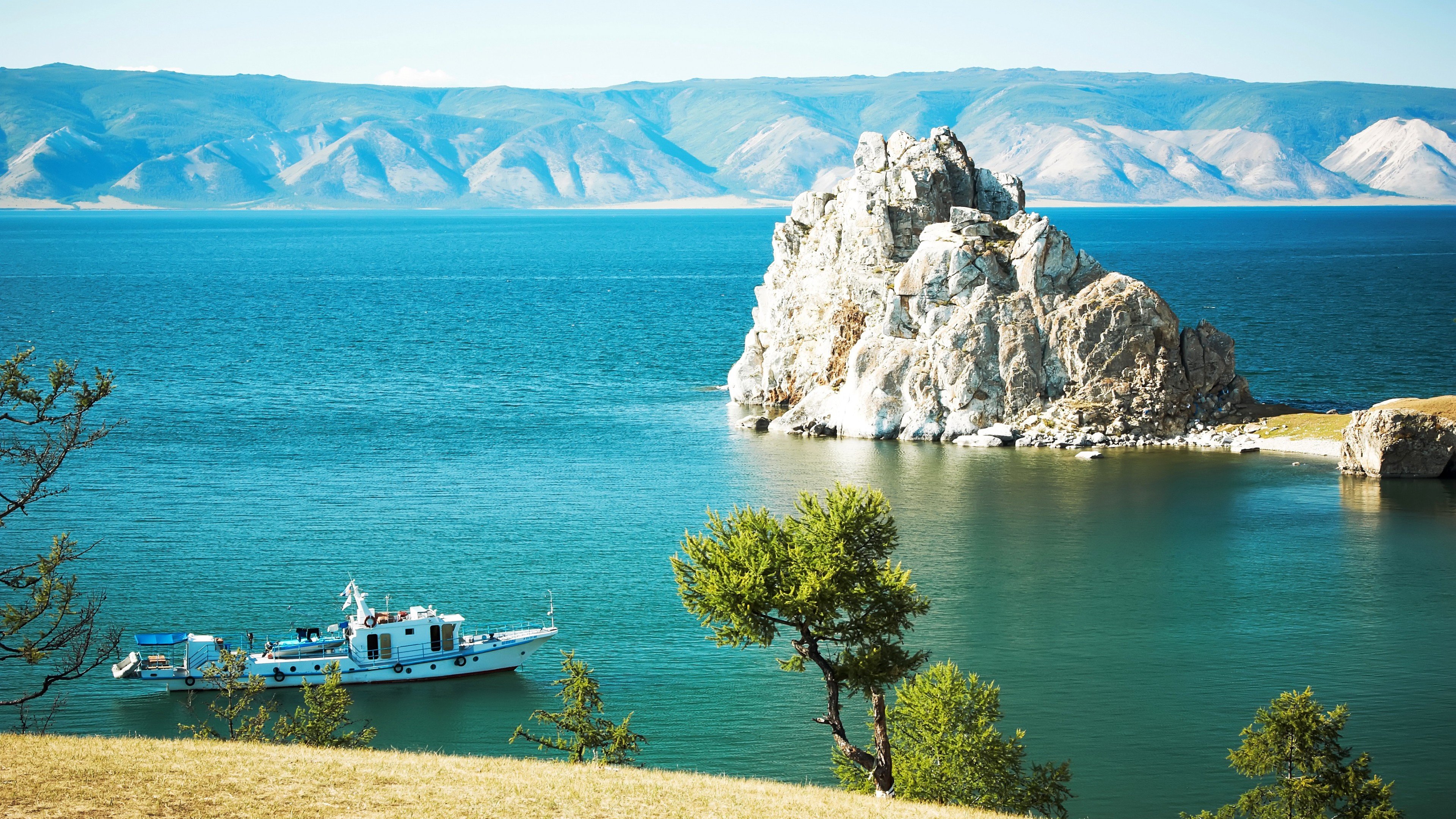 Озеро байкал работы. Иркутск остров Ольхон. Ольхон Байкал. Акватория озера Байкал. Иркутск природа Байкал.