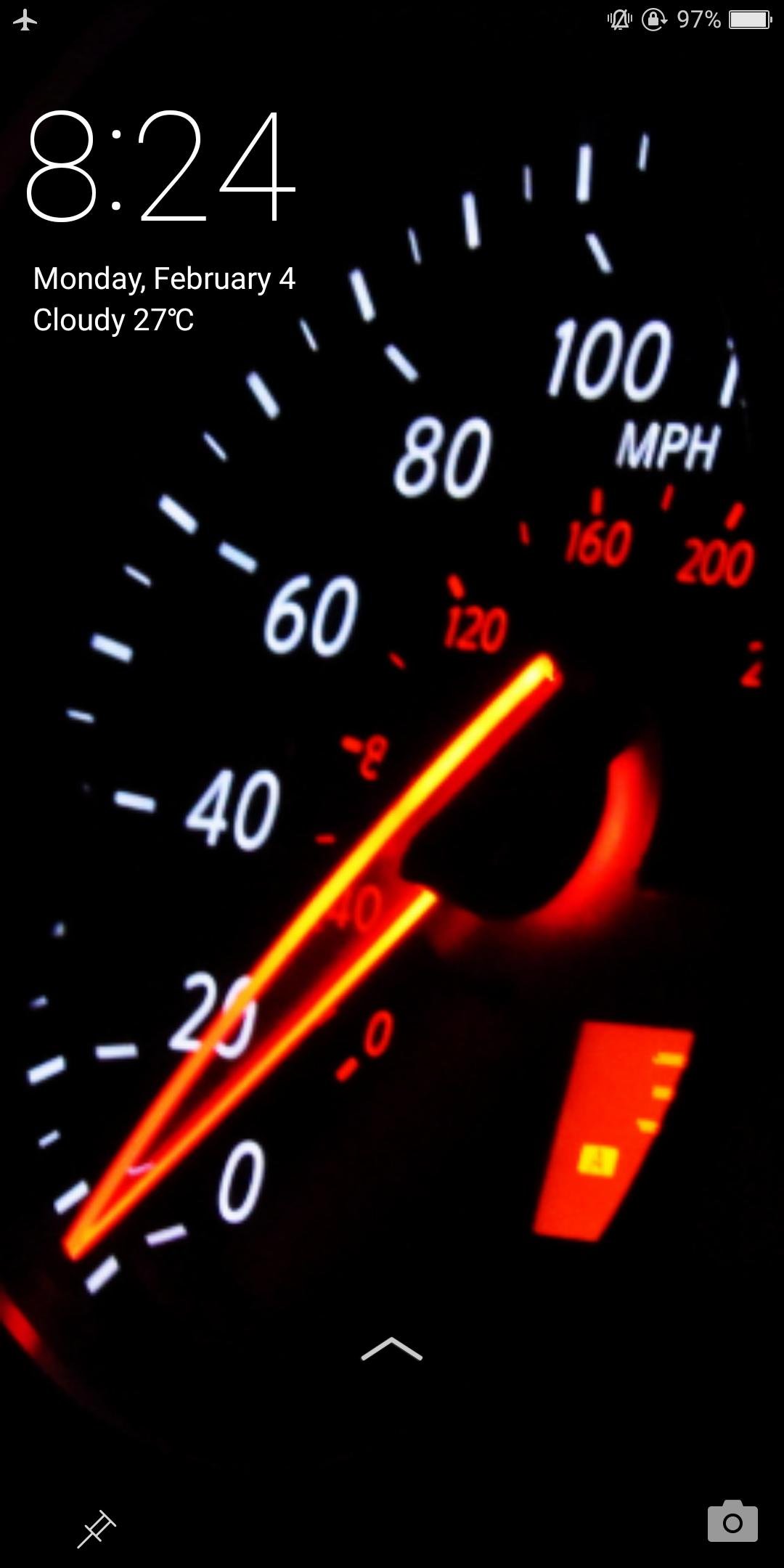 Тахометр на приборной панели