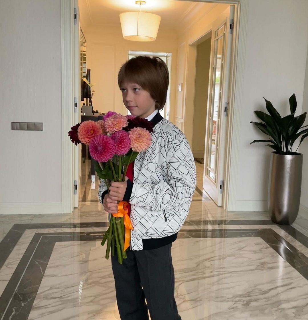 Букет ребенку на 1 сентября