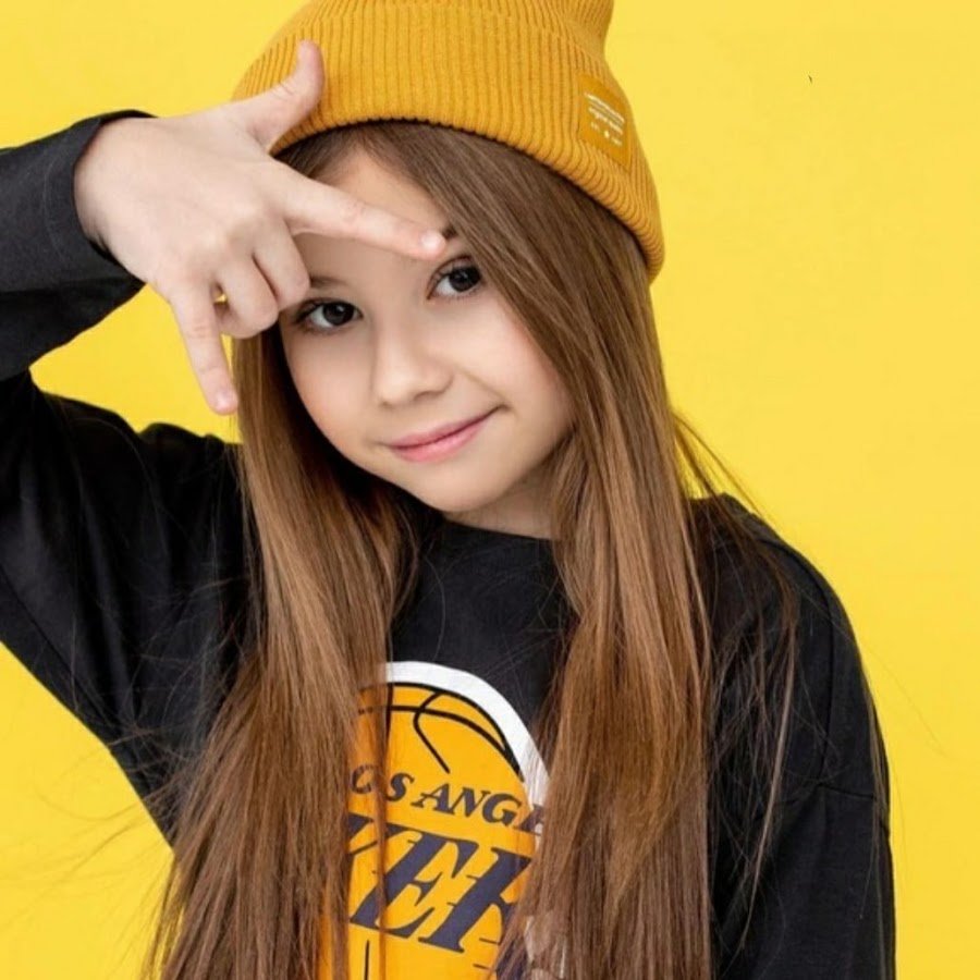 Певица Милана Хаметова