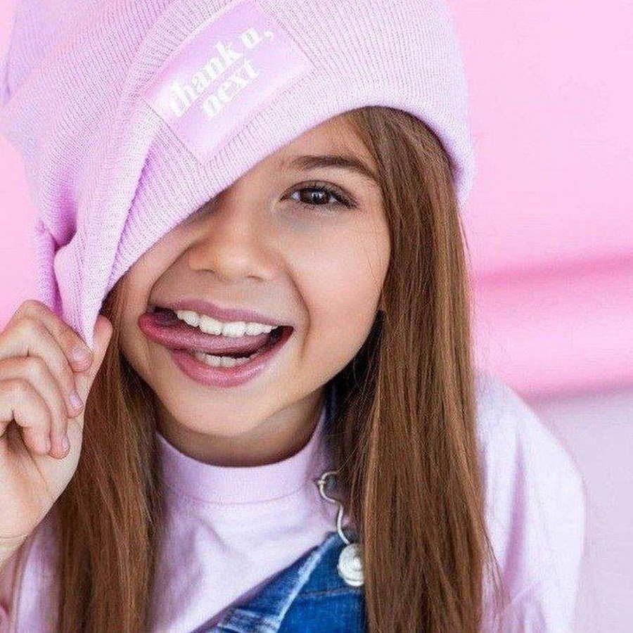 Милана Хаметова и Милана Стар