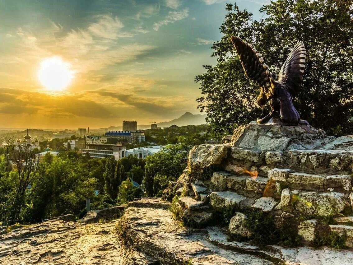 Пятигорск Спасский собор вид на Машук