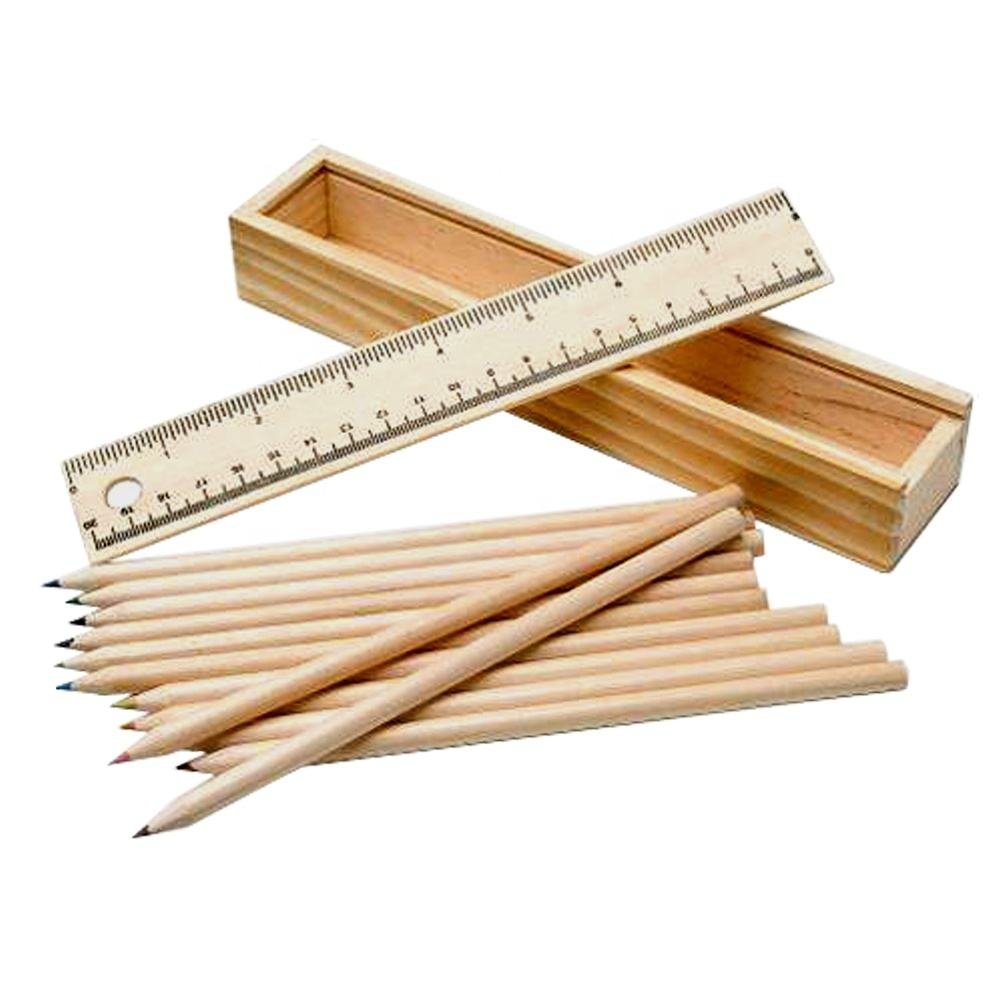 Линейка деревянная