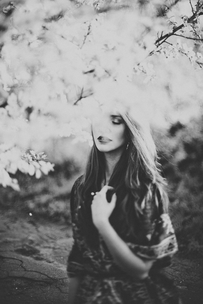 Черно белая осень